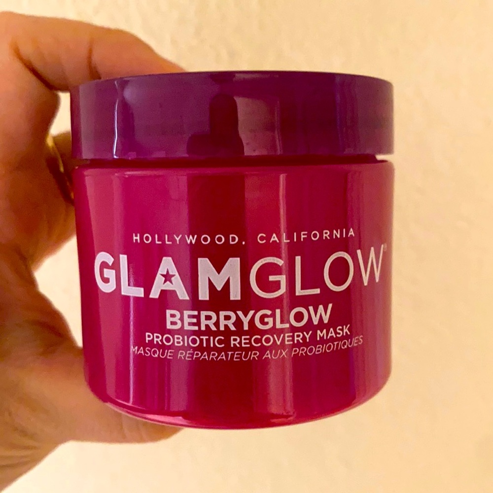 Glamglow BerryGlow probiotic mask